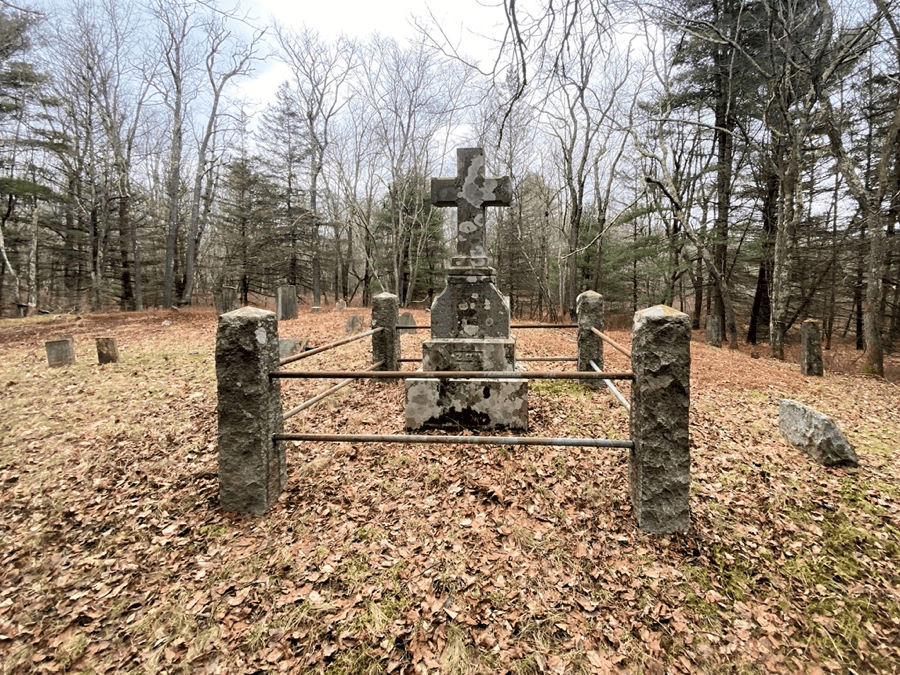 Old Burial Ground at Mount Washington